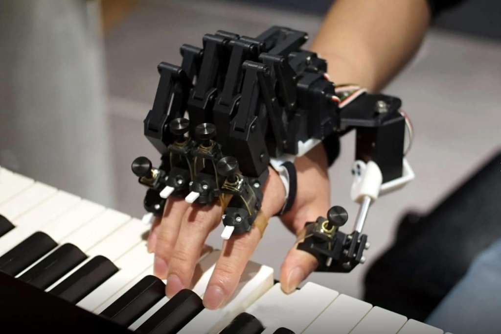 🎼 A Robotic Breakthrough in Piano Training